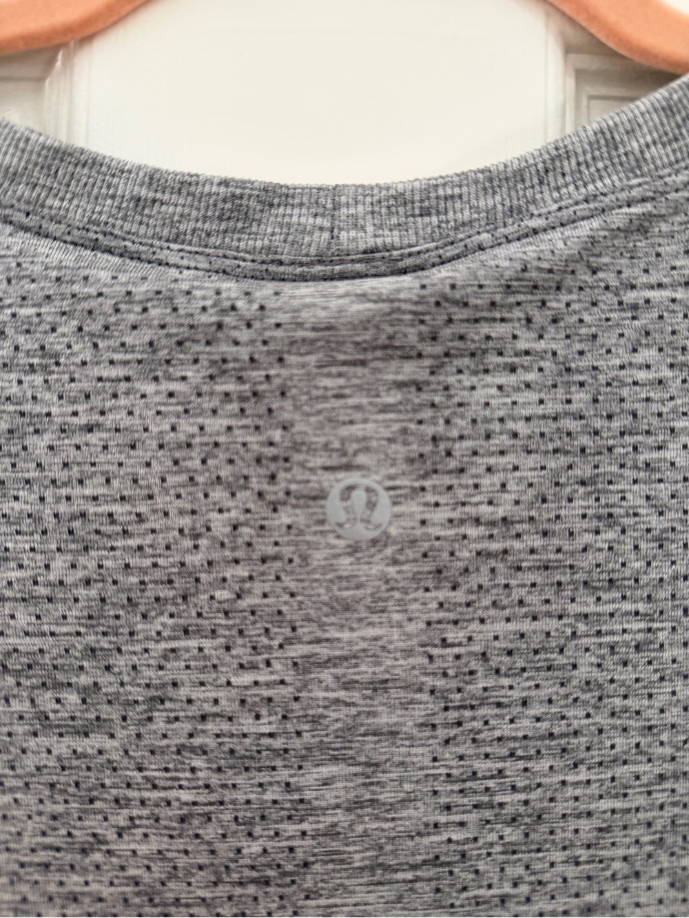 Lululemon Gray Seamless Long Sleeve Running Top Ventilated Athletic Shirt XL - Picture 3 of 3